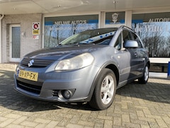 Suzuki SX4 - 1.6 Shogun Aneemb. trekhaak/Airco/Hoogte verst.b. stoel/Centr. vegr./Mistlampen voor/Radio