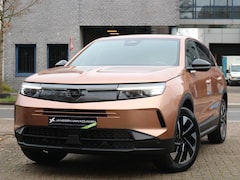 Opel Grandland - 1.2 Turbo Hybride Business Edition / Schuif-/Kanteldak / Focal / Elektrisch Verwarmde Stoe