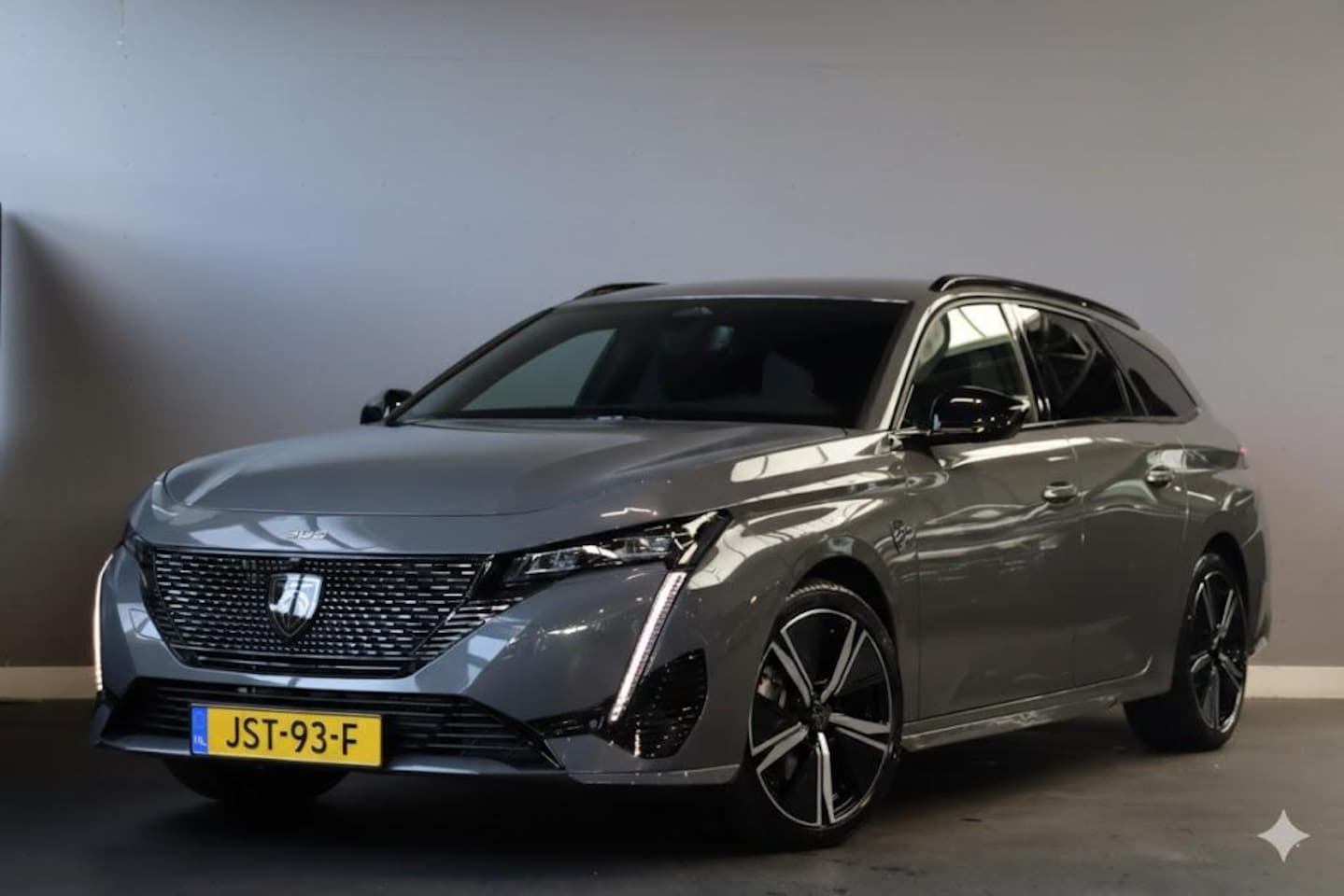 Peugeot 308 SW - 1.2 Hybrid 145 e-DCS6 GT / Snel leverbaar - AutoWereld.nl