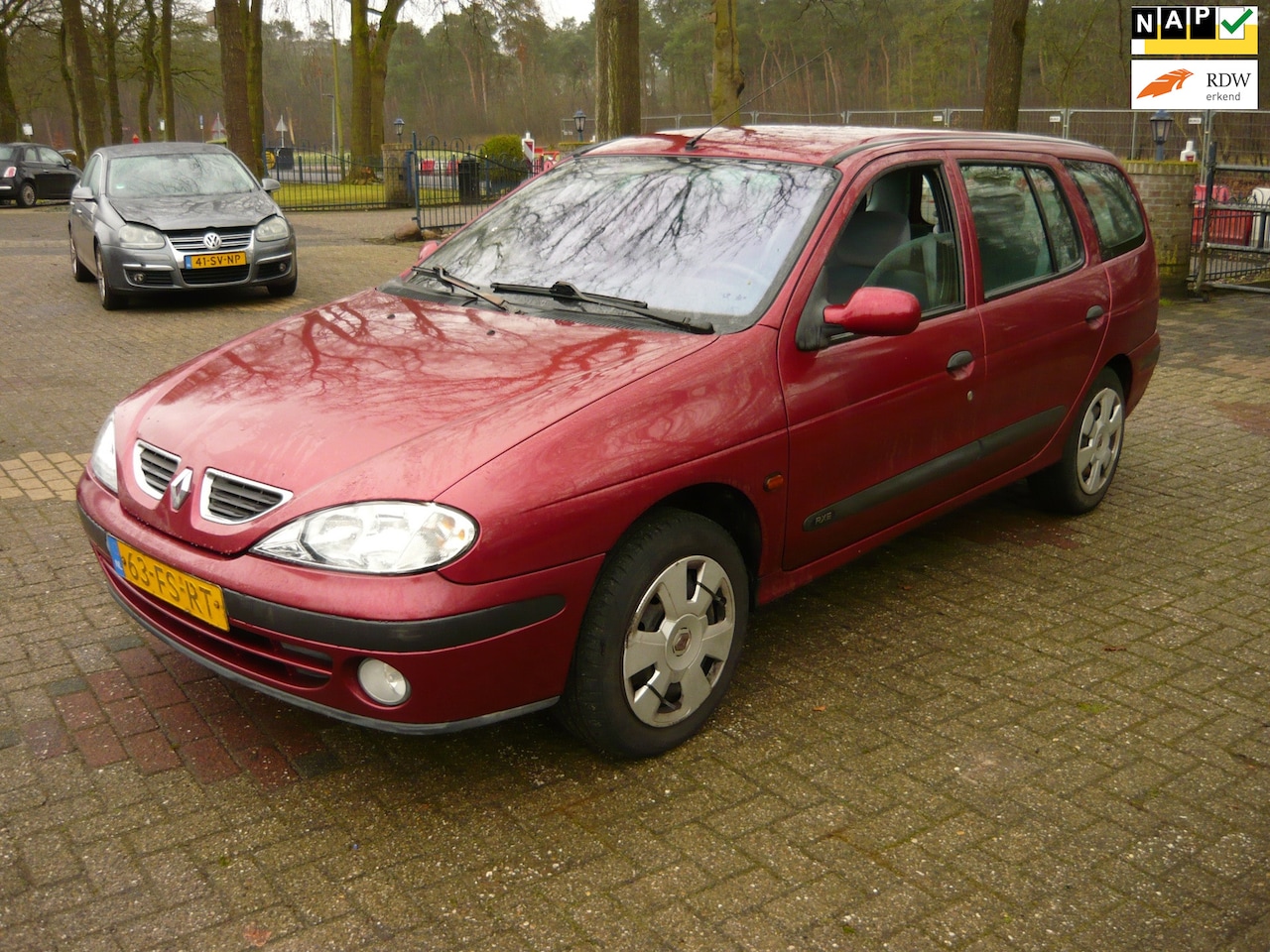 Renault Mégane Break - 1.6-16V Authentique 1.6-16V Authentique - AutoWereld.nl