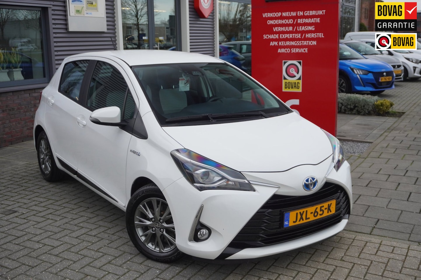 Toyota Yaris - 1.5 Hybrid Aspiration / Incl Winterwielen / Camera / Bluetooth / Climate control - AutoWereld.nl