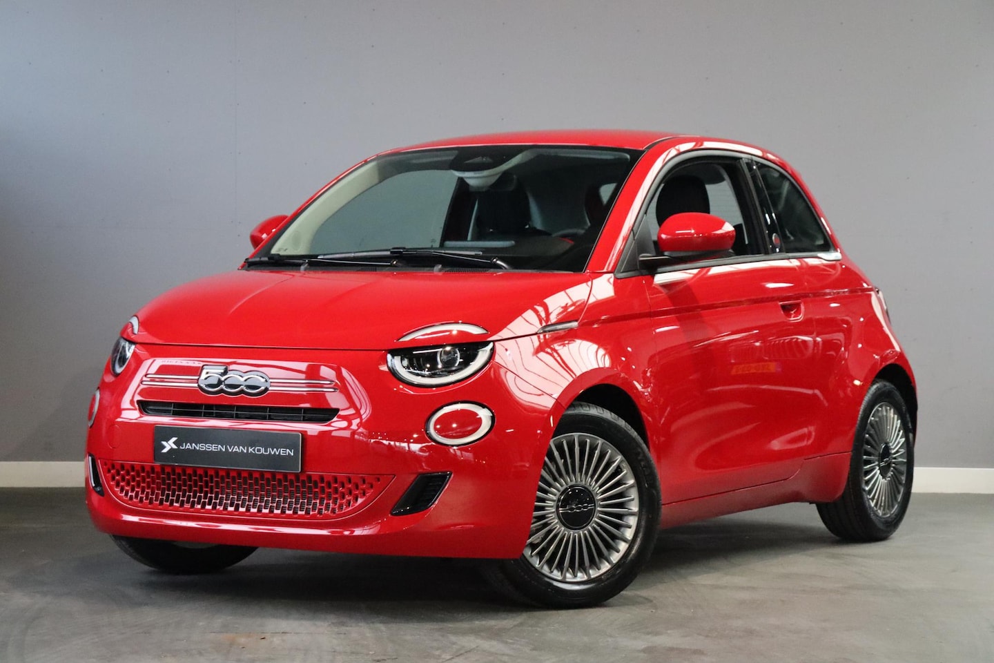 Fiat 500 - 1.0 Hybrid Torino Launch Edition NIEUW MODEL / Voorraad / Snel leverbaar - AutoWereld.nl