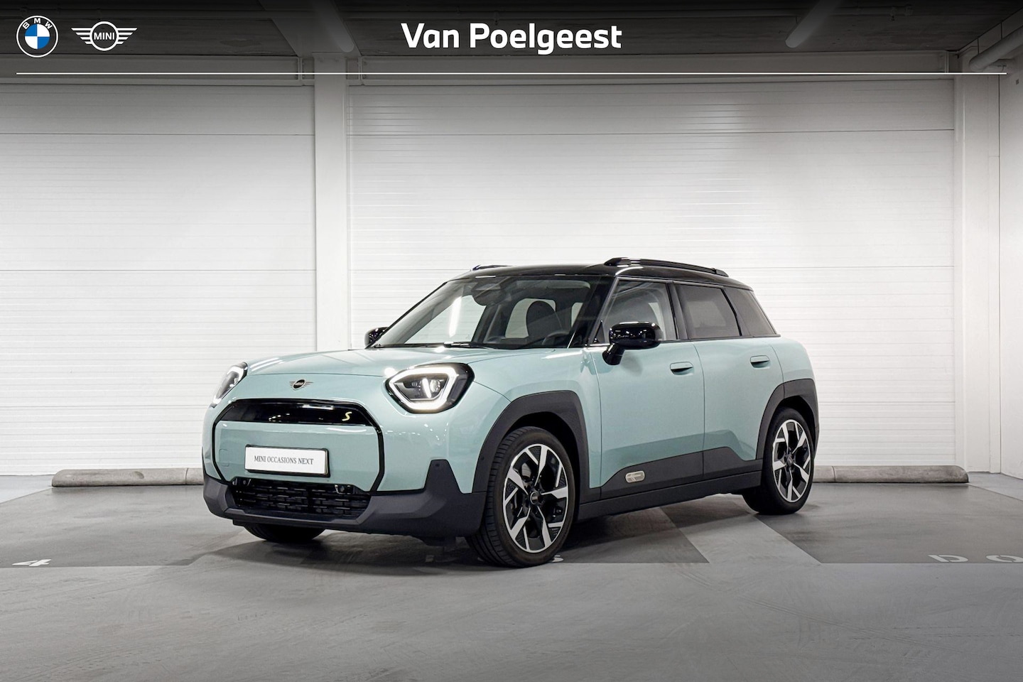 MINI Aceman - SE | Classic Uitvoering | Pakket M |18" Slide Spoke 2-tone - AutoWereld.nl