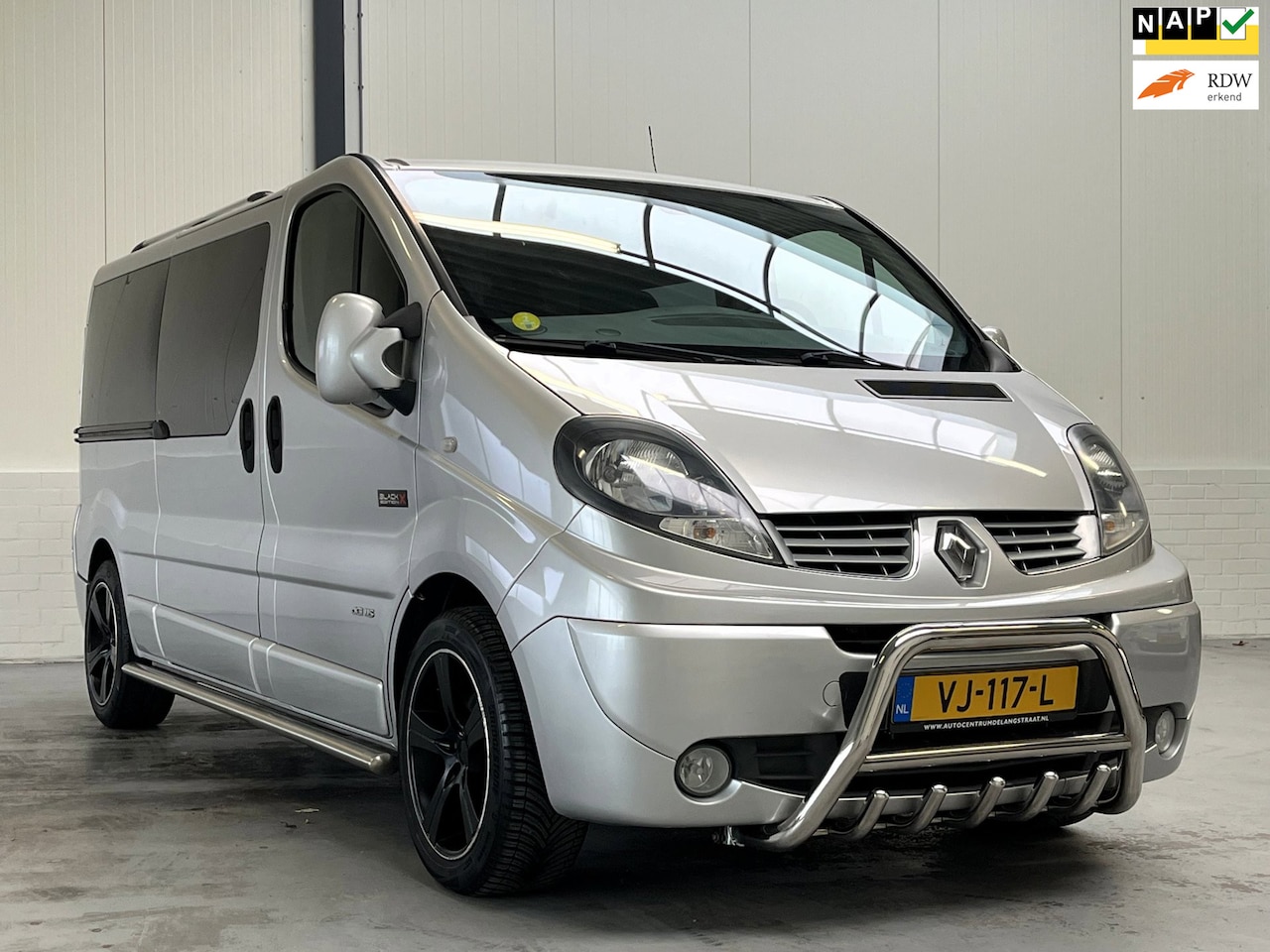 Renault Trafic - 2.0 dCi T29 L2H1 DC Eco Black EditionLeder|Automaat|Standkachel|2X schuifdeur - AutoWereld.nl