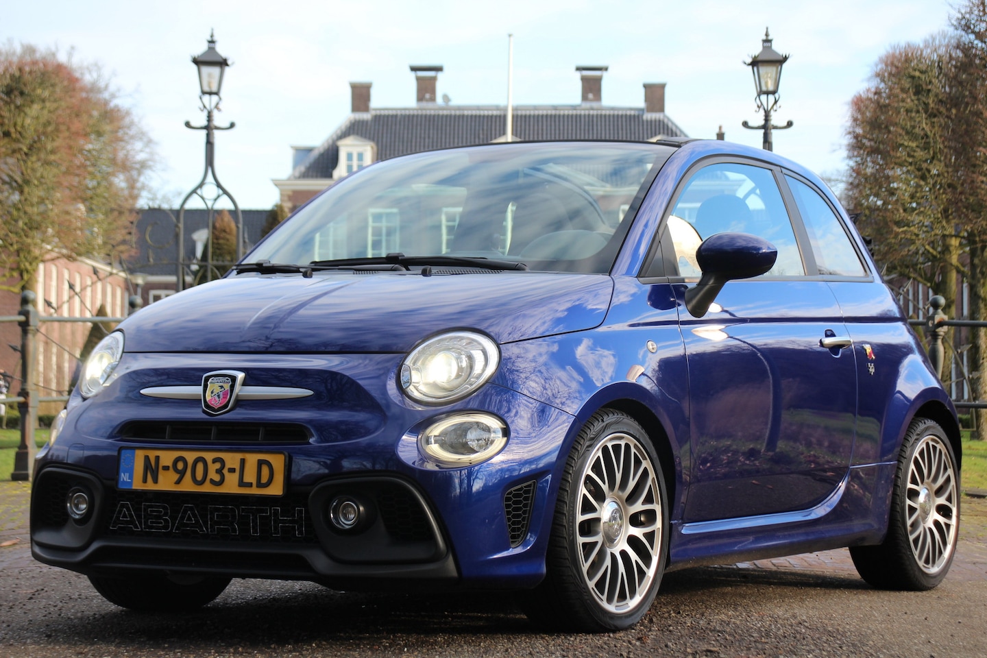 Fiat 500 C - 1.4 T-Jet Abarth 595 | DEALER OH! | CABRIO | SPORTSTOELEN | XENON | PARKEERSENSOR | 17" LM - AutoWereld.nl
