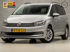 Volkswagen Touran - 1.5 TSI Comfortline 7 Persoons 150Pk Automaat (APPLE CARPLAY, GROOT NAVI, CAMERA, TREKHAAK