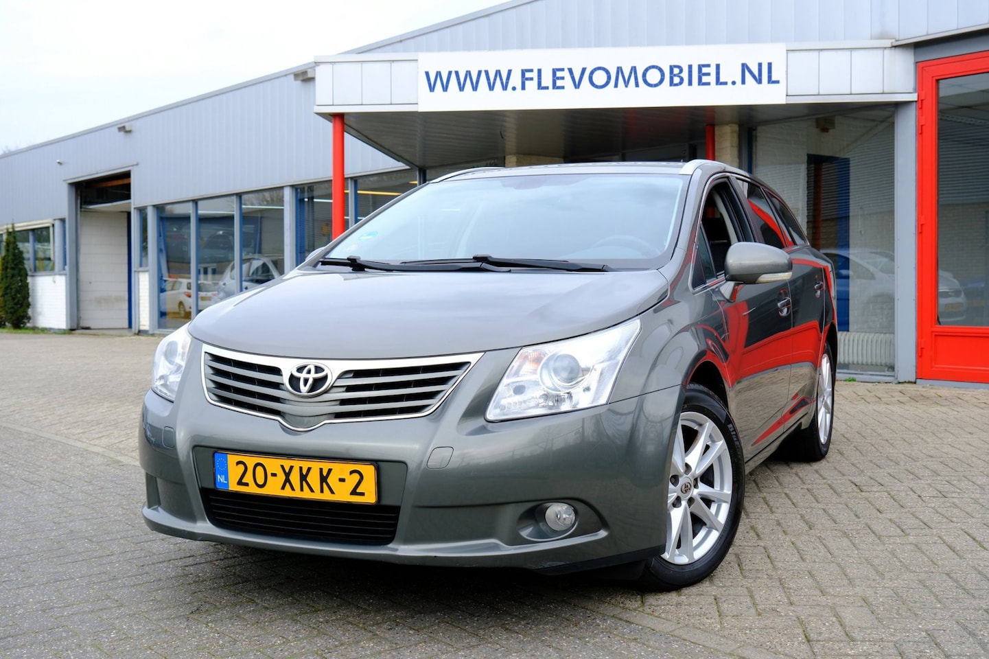 Toyota Avensis Wagon - 1.8 VVTi Business Navi|1e Eignaar!|Clima|LMV|Camera - AutoWereld.nl