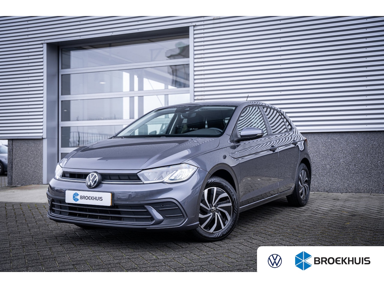 Volkswagen Polo - 1.0 TSI Life Business | Achteruitrijcamera | Airco (automatisch) | DAB ontvanger - AutoWereld.nl