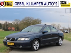 Volvo S60 - 2.4 Sports Edition Leer, Cruise, ECC, Dakje