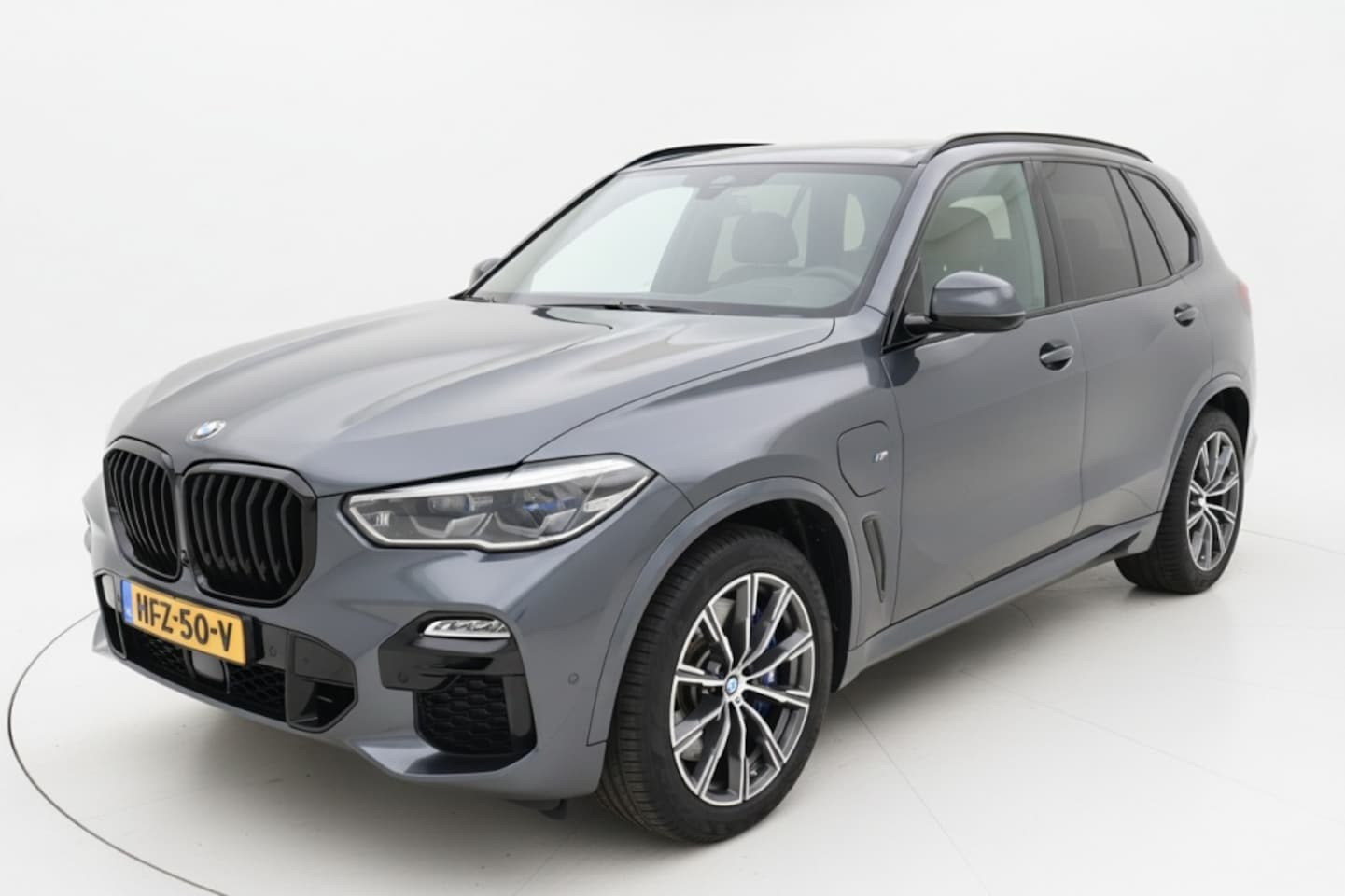 BMW X5 - xDrive45e High Exec. M-pakket *Luchtver. *Carplay - AutoWereld.nl