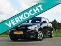 Kia Rio - 1.0 T-GDi MHEV DynamicLine - Black Pearl - Clima/Carplay/Cruise
