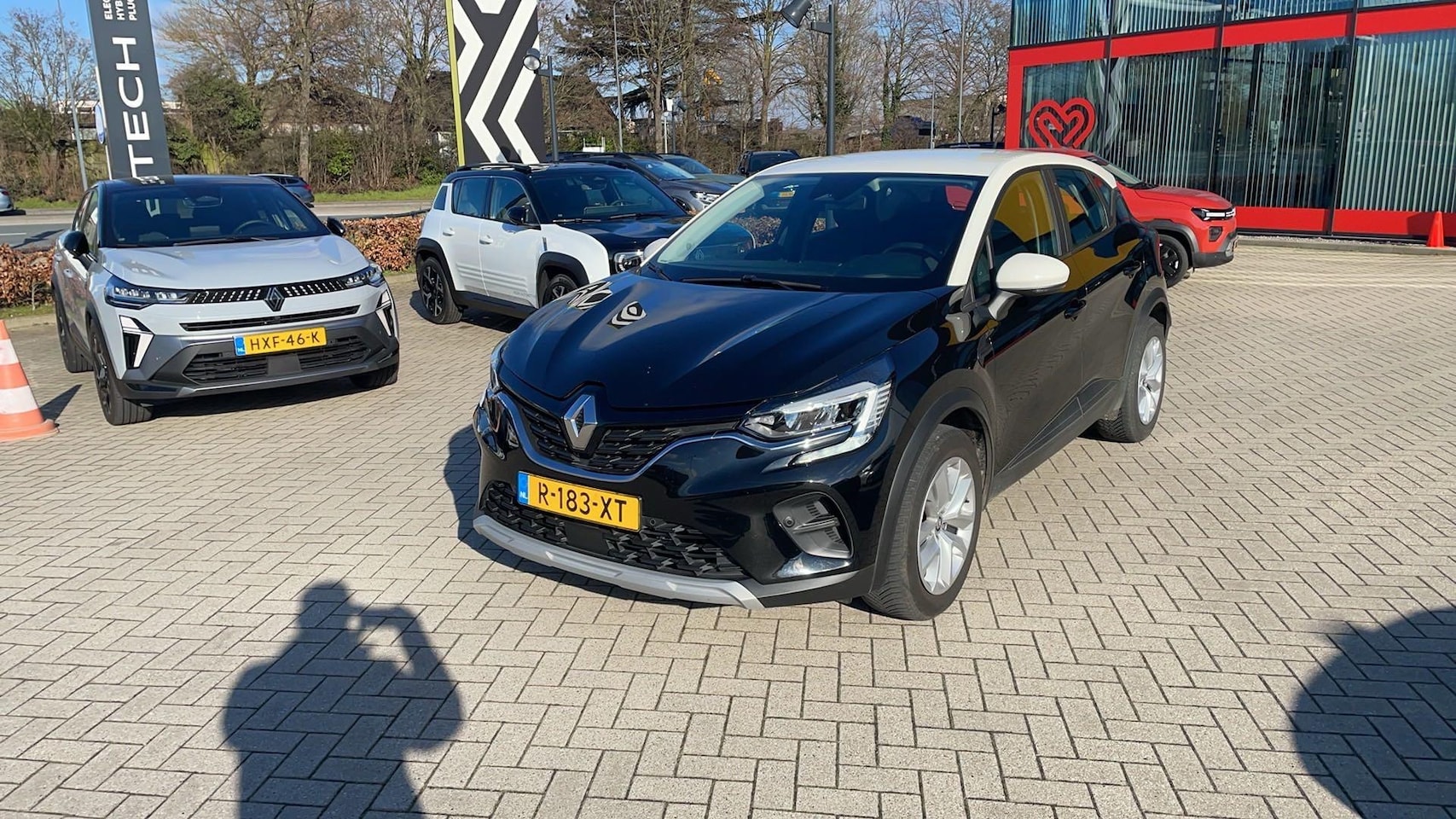 Renault Captur - 1.3 TCe 140 Intens | Automaat - AutoWereld.nl