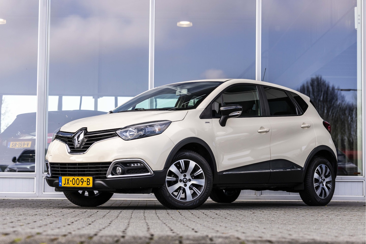 Renault Captur - 0.9 TCe Limited | Camera | Trekhaak - AutoWereld.nl