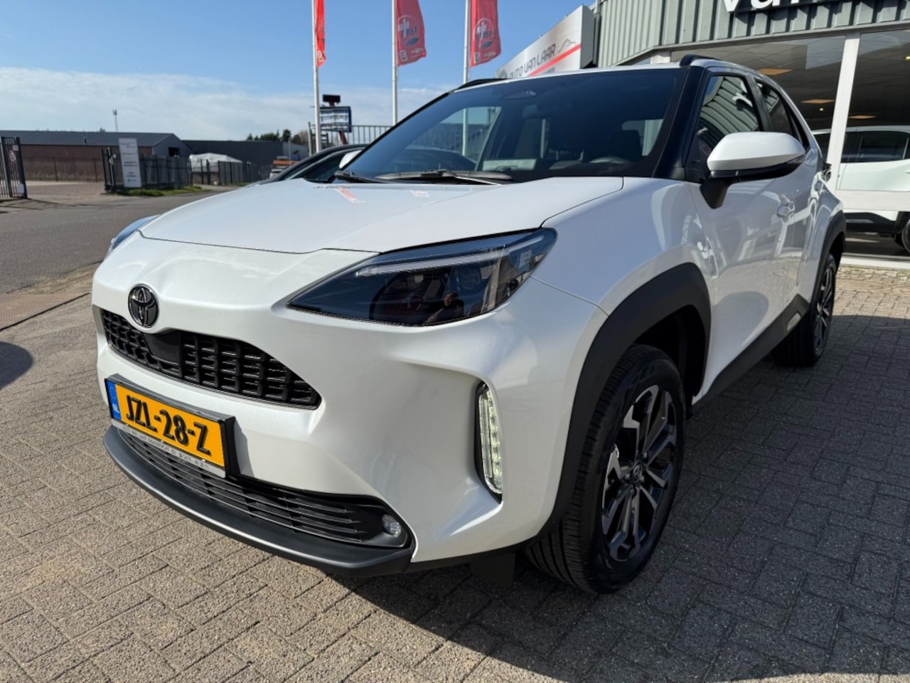 Toyota Yaris Cross - 1.5 Hybrid 130 Dynamic RIJKLAAR MET GARANTIE - AutoWereld.nl