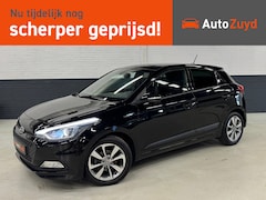 Hyundai i20 - 1.2 i-Motion Navi / Camera / Cruise / Stoel - stuurverwarming