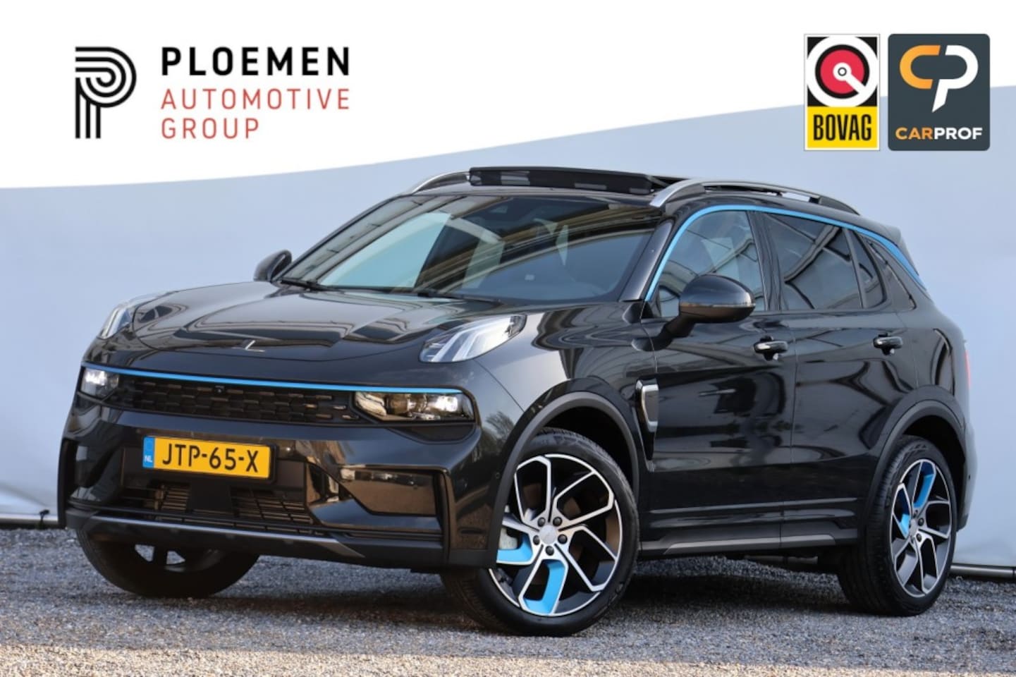 Lynk & Co 01 - 1.5 Plug-in Hybrid - 261 pk **Donkere hemel / Pano / 360 camera - AutoWereld.nl