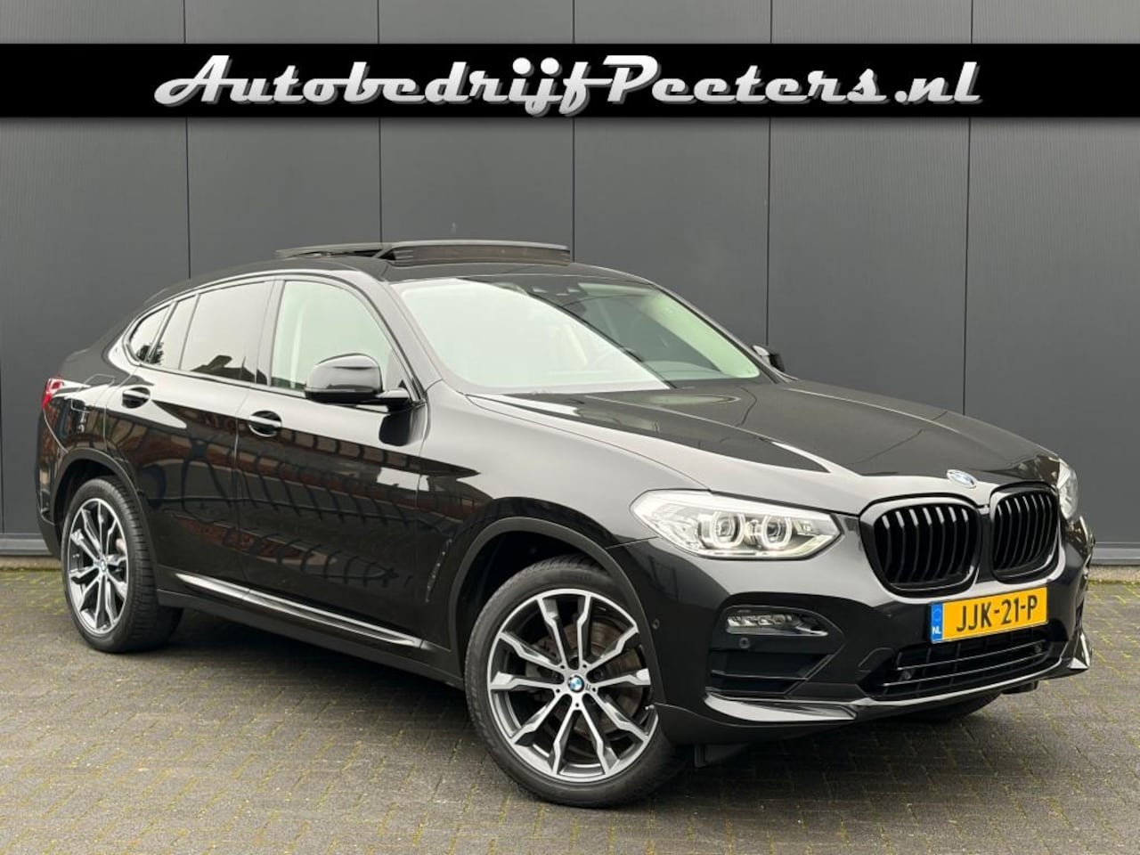 BMW X4 - xDrive20i X-Line Pano L-Cockpit Camera Leder Sfeerlicht Sportstoel Carplay - AutoWereld.nl