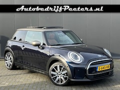 MINI Cooper - 1.5 Aut. Pano Leder LED Camera Carplay Sportstoel Stuurverwarming