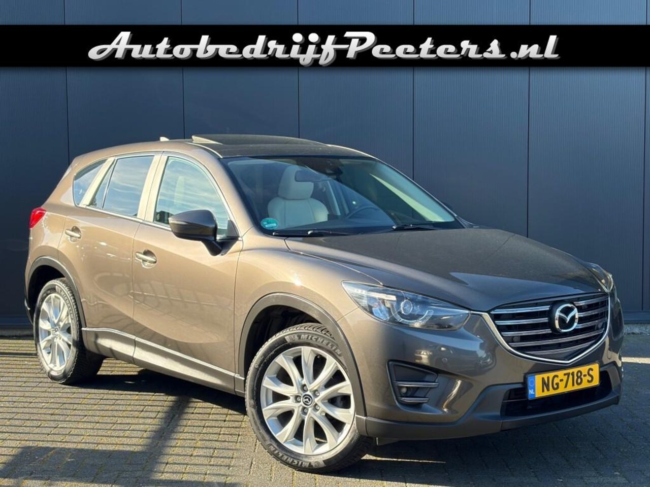 Mazda CX-5 - 2.5 AWD Automaat S.dak Leder Navi Cruise Camera PDC Trekhaak - AutoWereld.nl