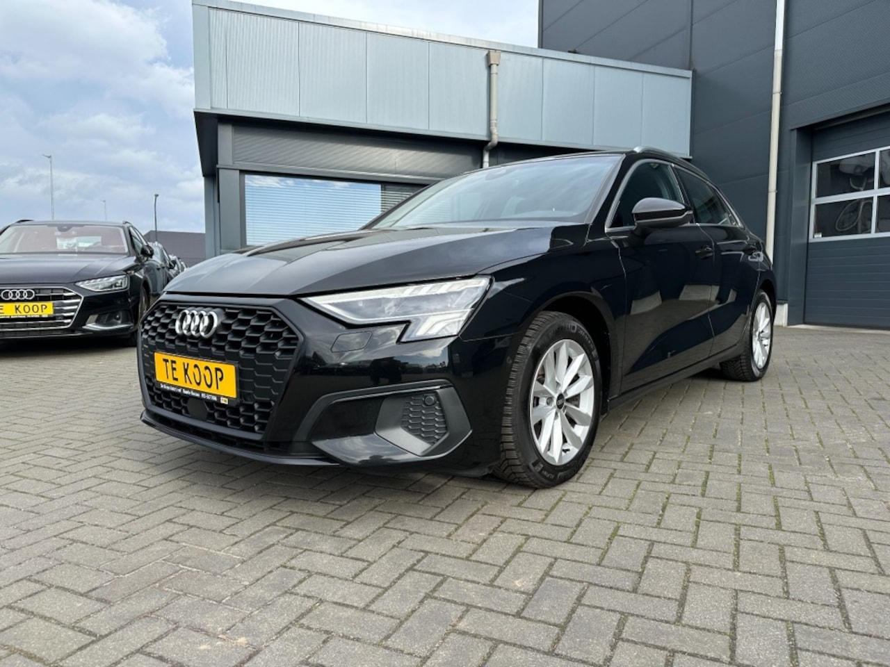 Audi A3 Sportback - A3 Sportback 30 TFSi Aut. Business Edition Navigatie - AutoWereld.nl