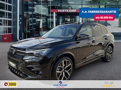 Volkswagen Tiguan - 1.5 eTSI R-LINE PANO-DAK/TREKHAAK/CAMERA/HUD/E-KLEP