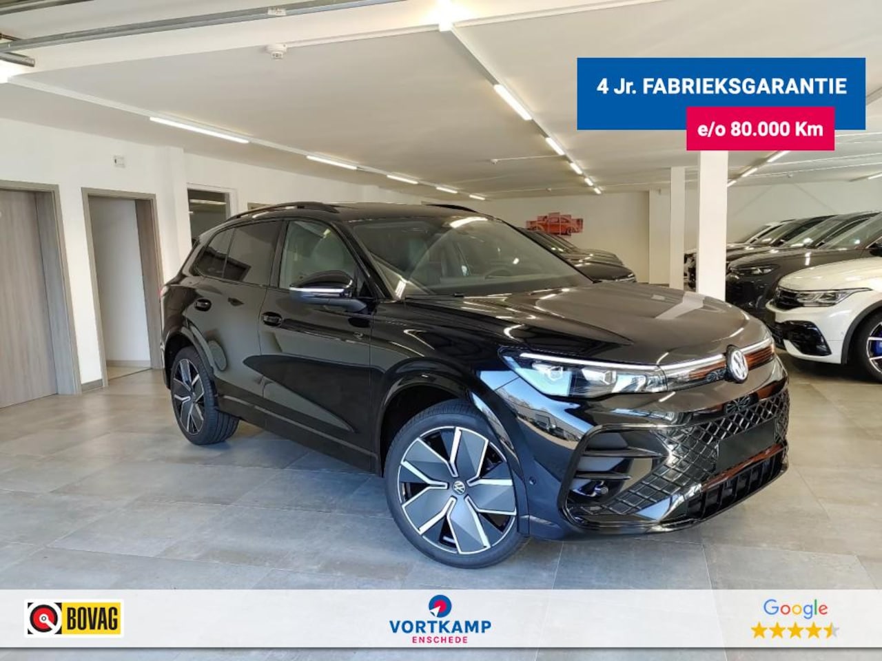 Volkswagen Tiguan - 1.5 eTSI R-LINE LEDER/PANO-DAK/TREKHAAK/CAMERA/ACC - AutoWereld.nl