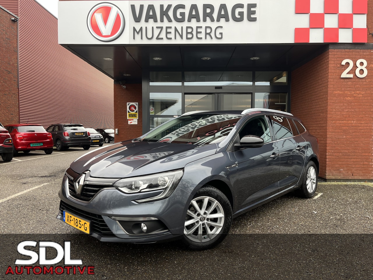 Renault Mégane Estate - 1.2 TCe Limited // LED // NAVI // KEYLESS // CRUISE // LMV // PDC - AutoWereld.nl