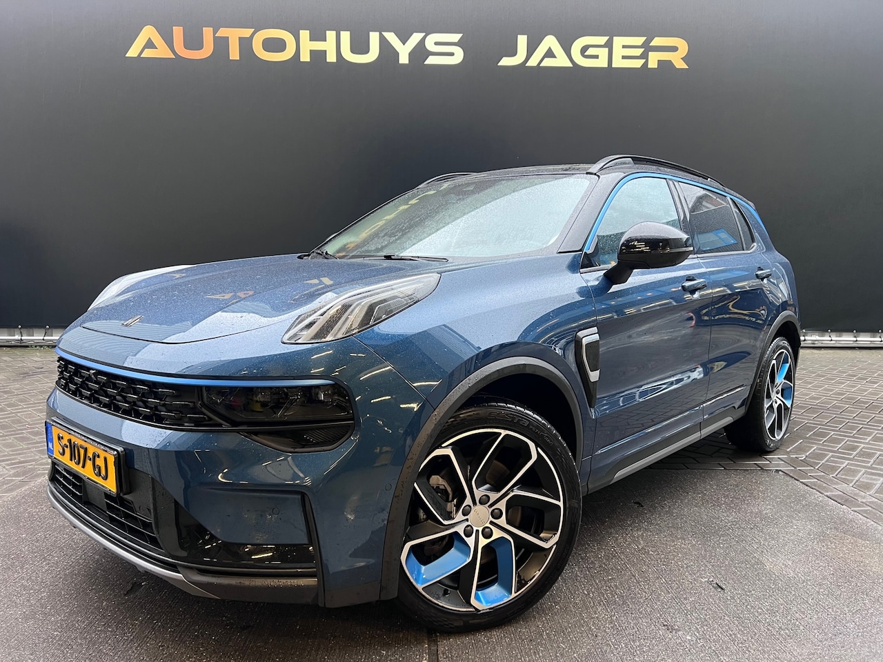 Lynk & Co 01 - 1.5 Pano 360 Memory Carplay Hybride Automaat - AutoWereld.nl