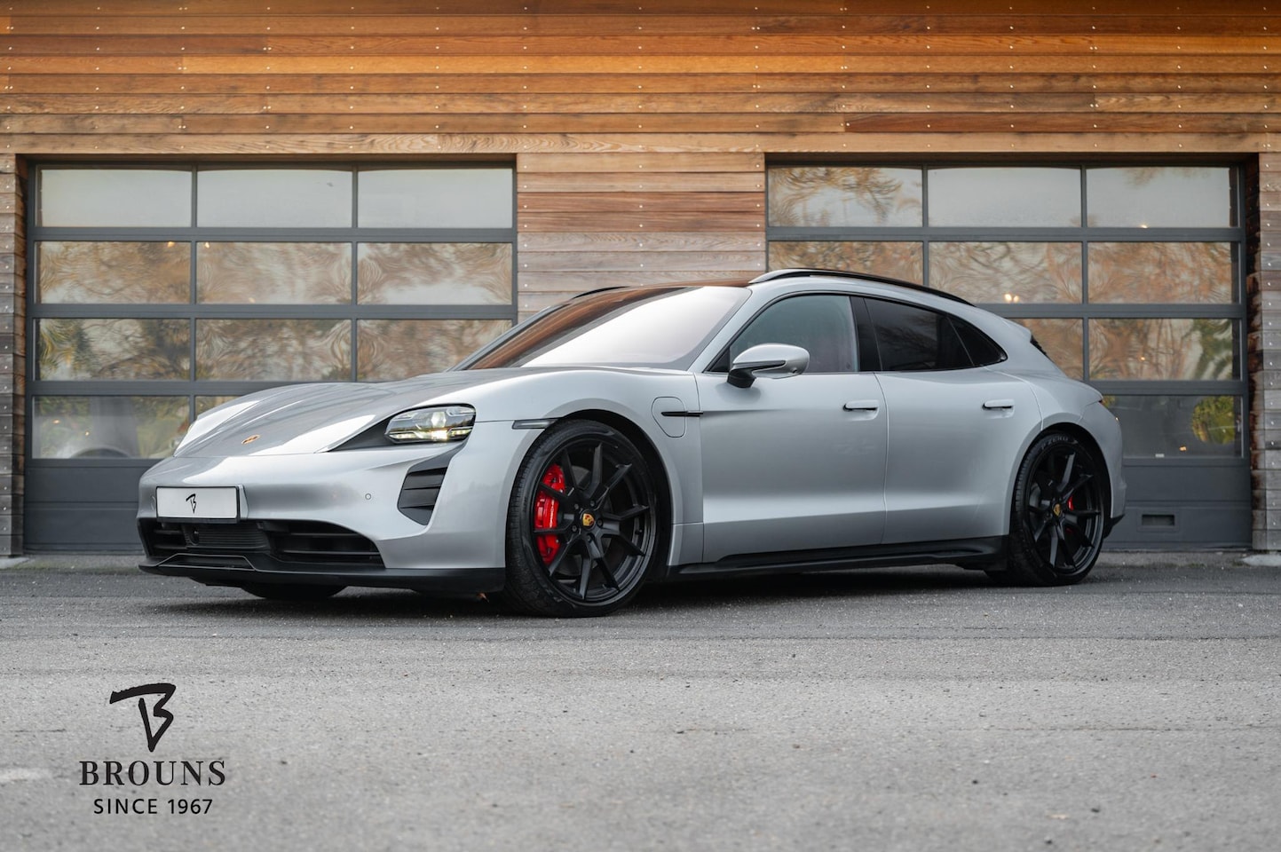 Porsche Taycan Sport Turismo - GTS 93 kWh | BOSE | HUD | Pass Displ | PDCC - AutoWereld.nl