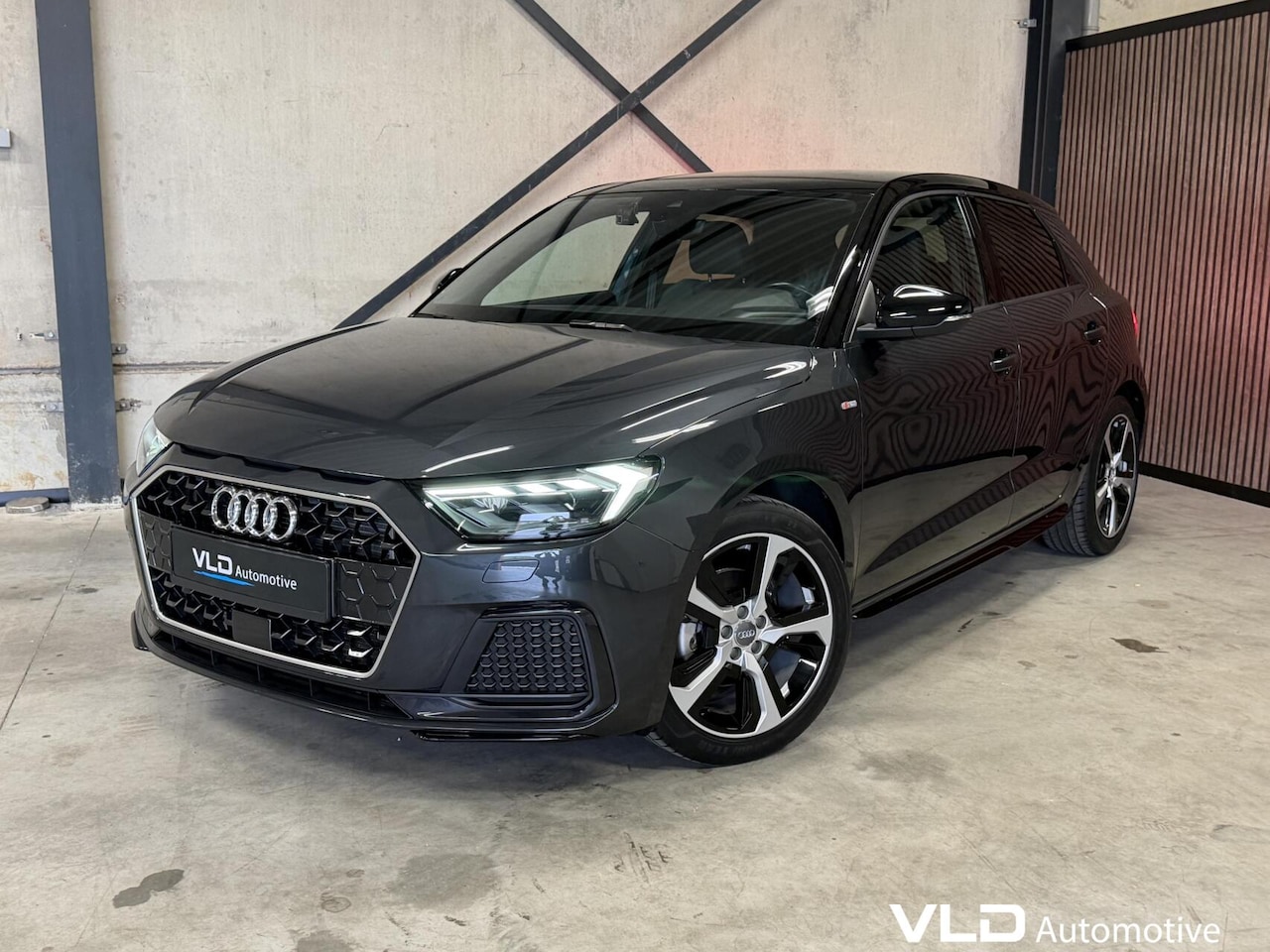 Audi A1 Sportback - 30 Tfsi Led Clima App Keyless Pdc Sfeer - AutoWereld.nl