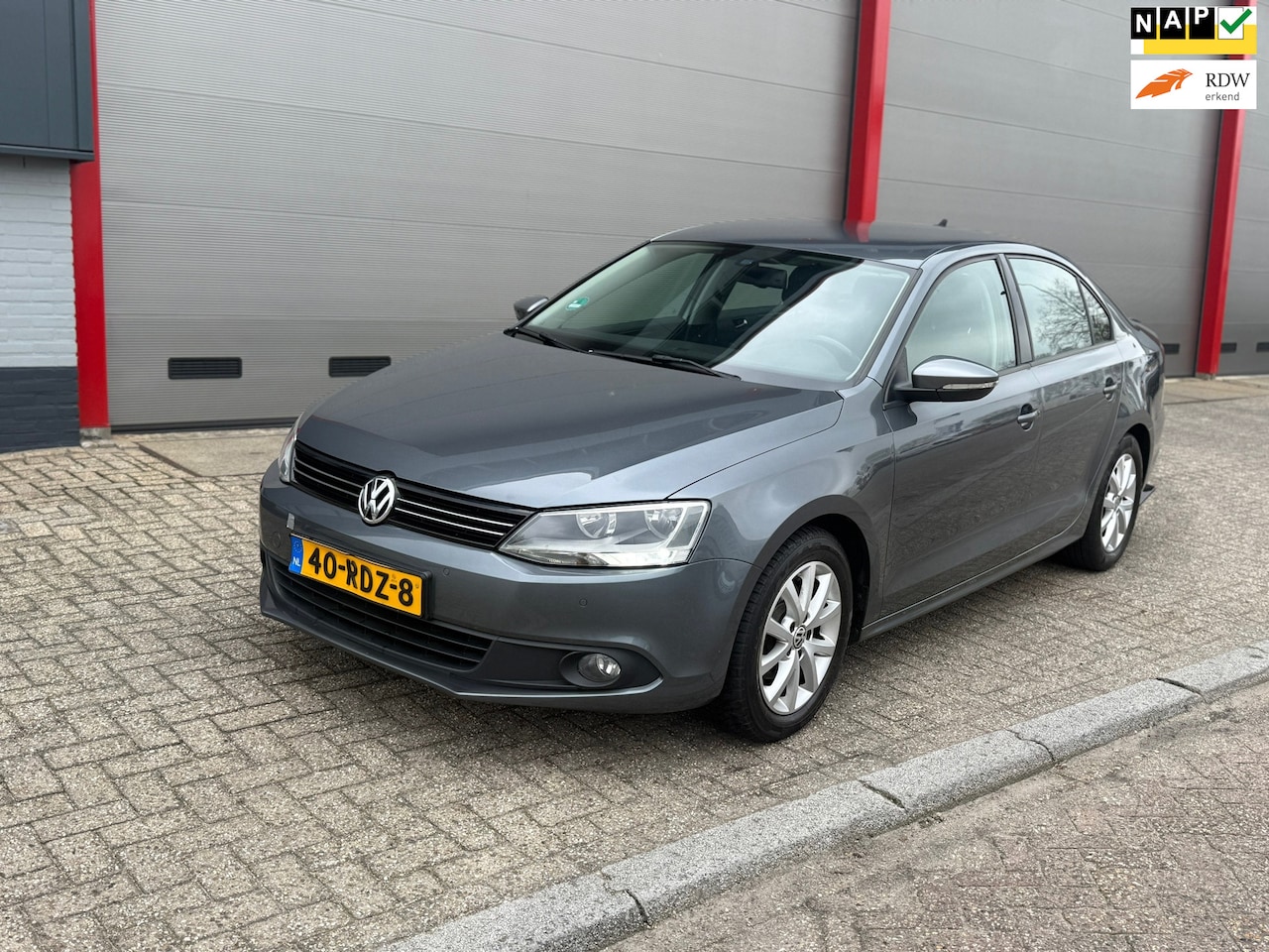 Volkswagen Jetta - 1.2 TSI Comfortline 1.2 TSI Comfortline - AutoWereld.nl