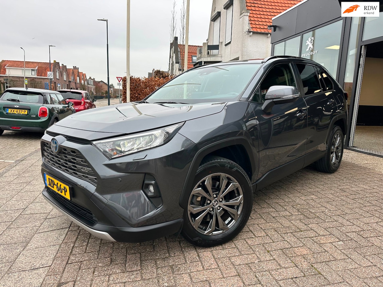 Toyota RAV4 - 2.5 Hybrid AWD Dynamic|Al. Klasse 3|Afn. Trekh.|Stuur/Stoel Verwarming - AutoWereld.nl