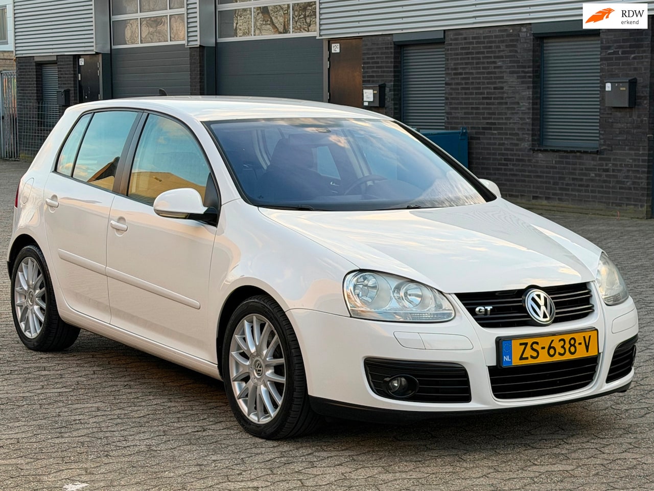 Volkswagen Golf - 1.4 TSI GT NAVI STOELVERWARMING PDC CRUISE-CONTROL TREKHAAK - AutoWereld.nl