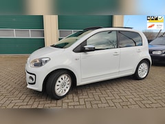 Volkswagen Up! - 1.0 White up, cruise panodak, lederen bekleding 1e eigenaar