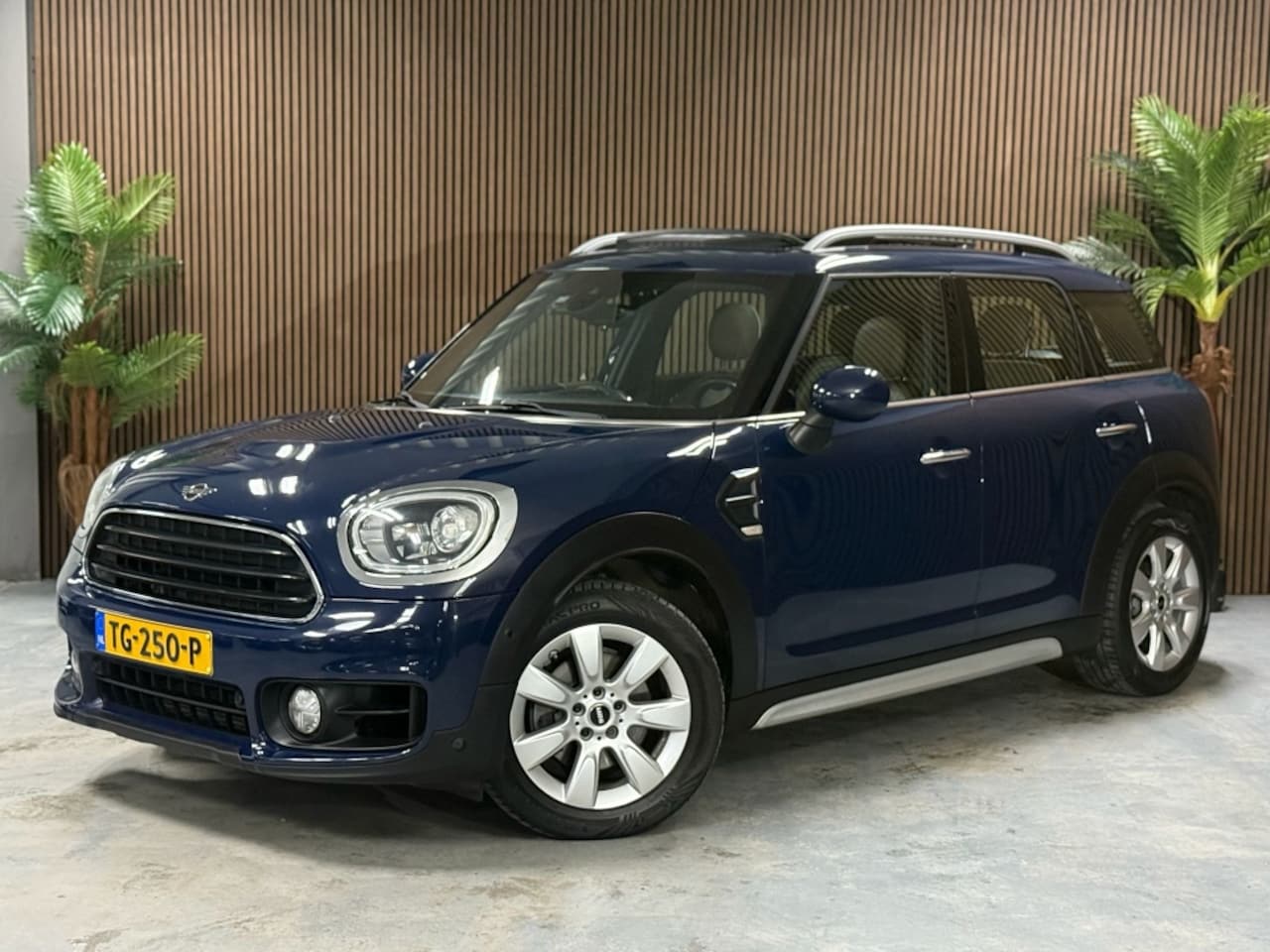 MINI Countryman - 1.5 Cooper Pepper Mini 1.5 Cooper Pepper - AutoWereld.nl