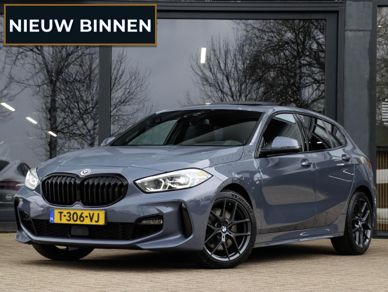 BMW 1-serie - 120i M Sport Comfort Pro Pack Innovation | Pano Keyless Harman Kardon Head-Up - AutoWereld.nl