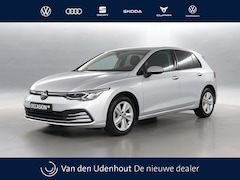 Volkswagen Golf - 1.0 eTSI 110pk Life Business DSG / Navigatie / Memory / Stoel+Stuurverwarming
