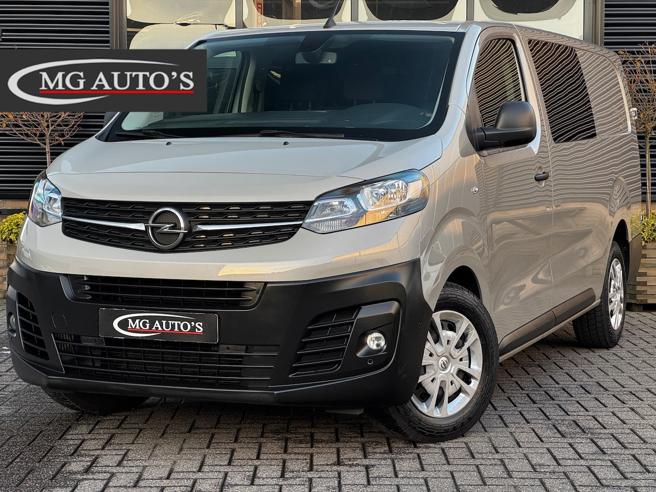 Opel Vivaro - 2.0 CDTI L3H1 DC Edition | Dubbel Cabine | Eerste Eigenaar | Cruise Control | Navigatie | - AutoWereld.nl