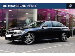 BMW 3-serie - 320i Executive M Sport Automaat / Schuif-kanteldak / Sportstoelen / Head-Up / Comfort Acce