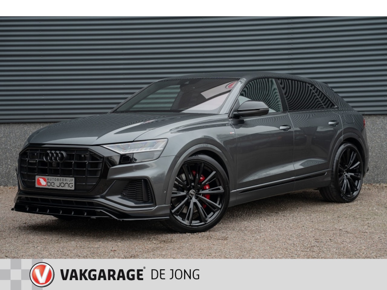 Audi Q8 - 60 TFSIe Competition 462PK | Nightvision | Softclose | Trekhaak - AutoWereld.nl