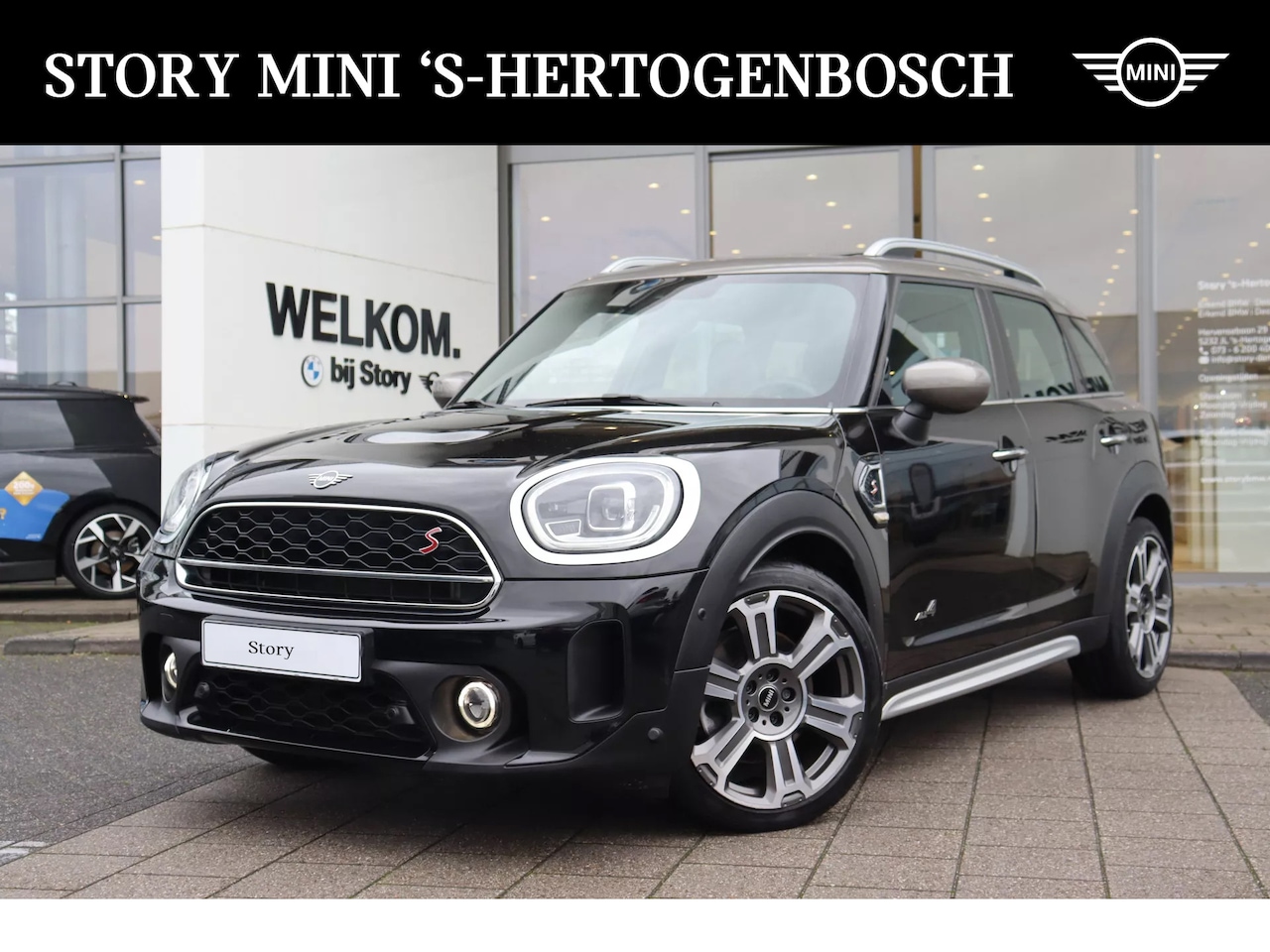 MINI Countryman - Cooper S ALL4 Automaat / Panoramadak / JCW Sport Stoel / Achteruitrijcamera / Comfort Acce - AutoWereld.nl