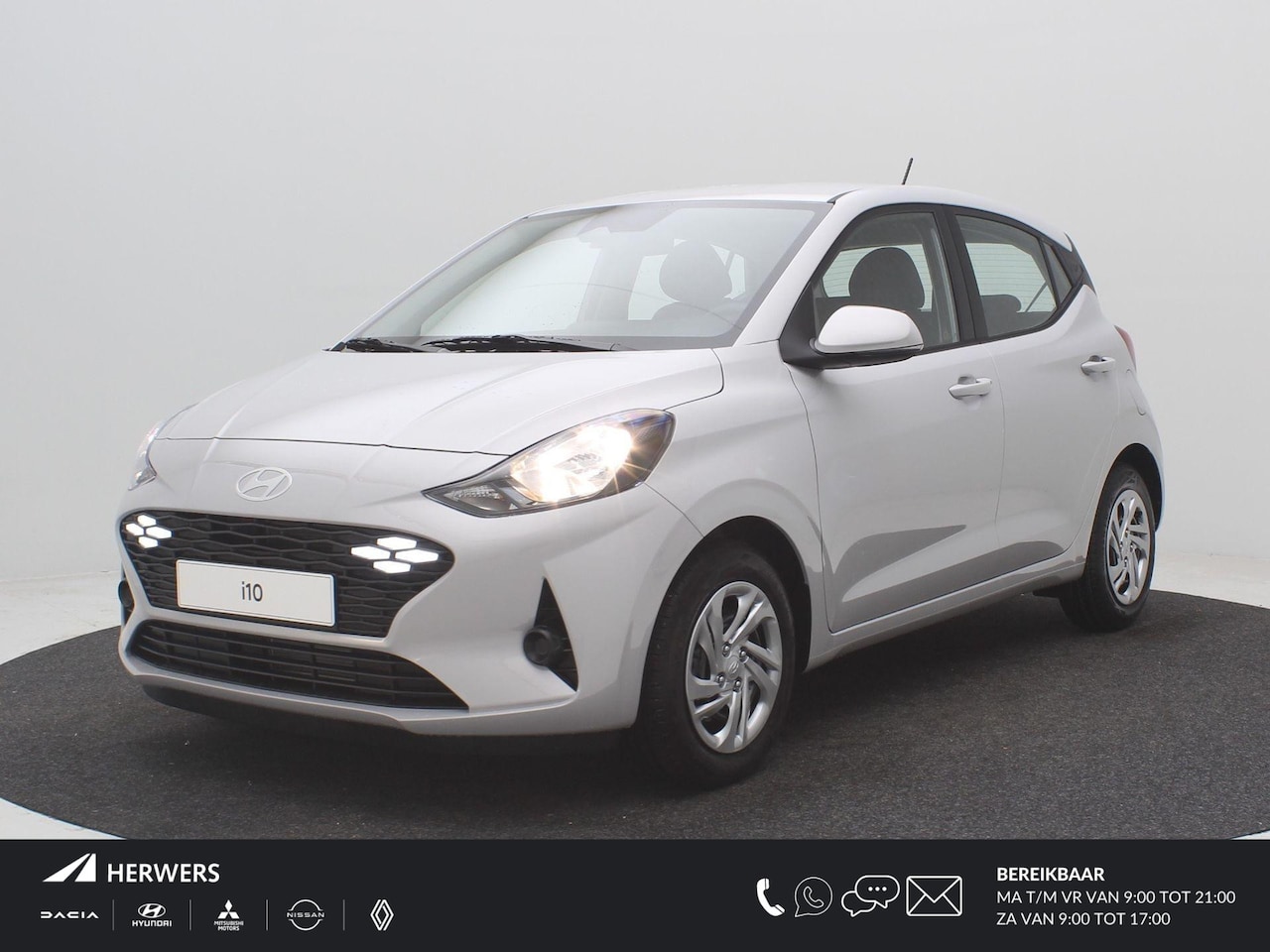 Hyundai i10 - 1.0 Comfort Limited / Direct Leverbaar / Navigatie / Camera / Apple Carplay & Android Auto - AutoWereld.nl