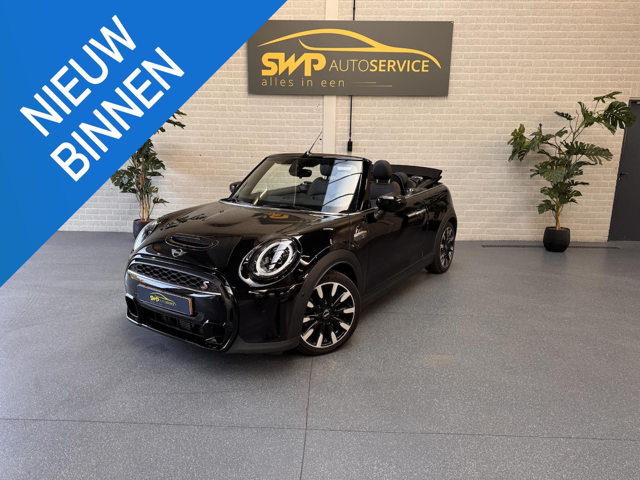 MINI Cabrio - Mini 2.0 Cooper S Sidewalk Edition | Fotos volgen nog!! | Navi | Camera | Windscherm | MEE - AutoWereld.nl