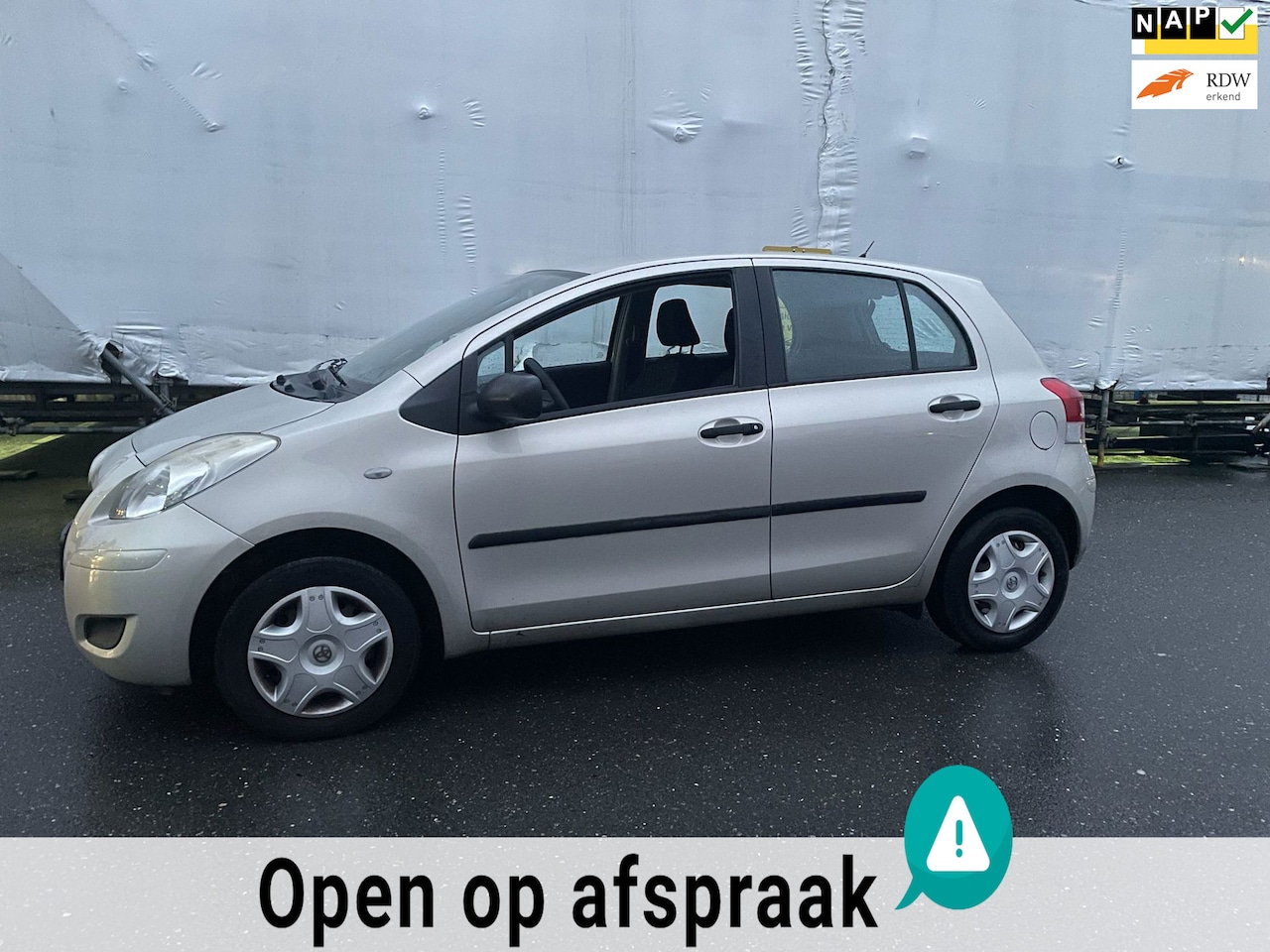 Toyota Yaris - 1.0 VVTi Acces 1.0 VVTi Acces - AutoWereld.nl