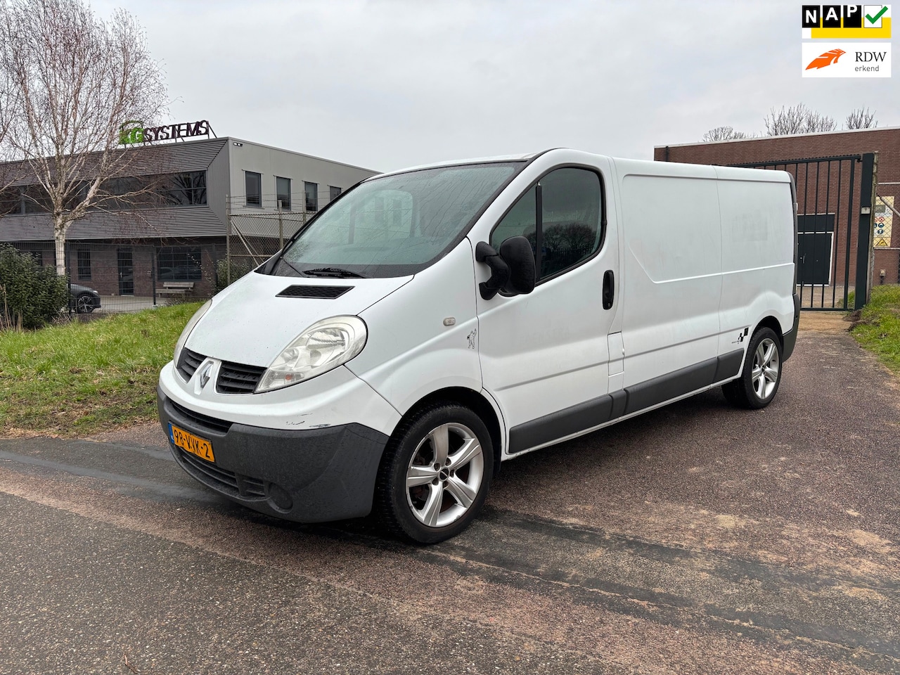Renault Trafic - 2.0 dCi T29 L2H1 Générique Nav! Nap!!! - AutoWereld.nl