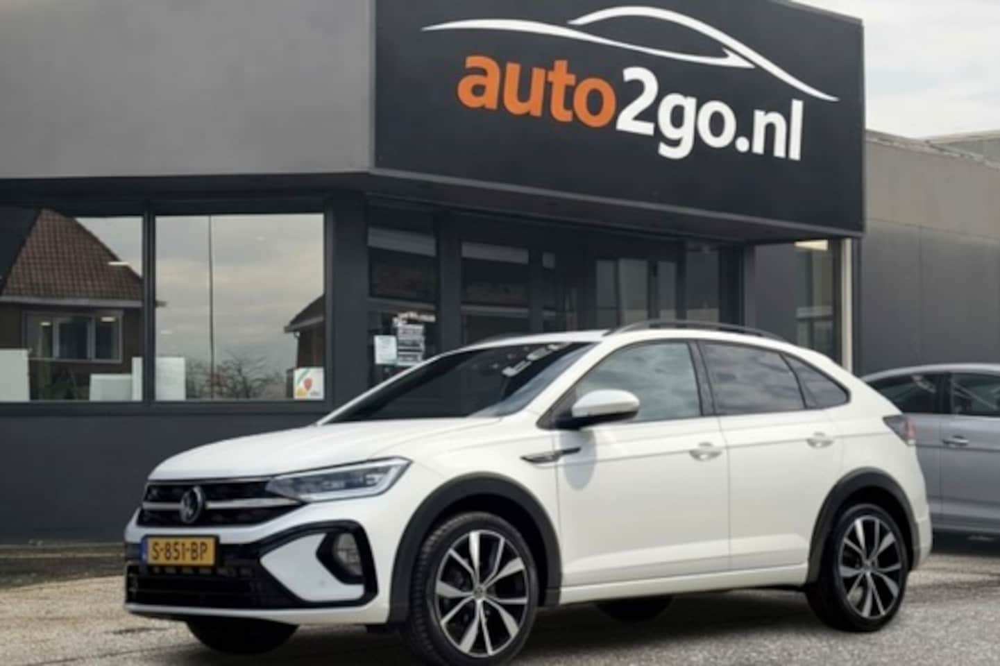 Volkswagen Taigo - 1.0 TSI AUT7 R-LINE 60D.KM!! NAVI CAMERA DIGI-DASH APPLE-CARPLAY IQ-DRIVE LED LMV PDC - AutoWereld.nl