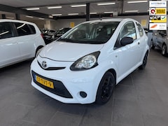 Toyota Aygo - 1.0 VVT-i Comfort airco elektrische pakket lm-velgen stuurbekrachtiging