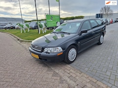 Volvo V40 - 1.8 Europa / Goed verzorgde auto / APK feb 2027