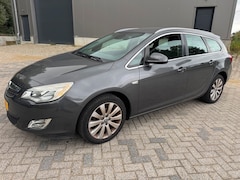 Opel Astra Sports Tourer - 1.4 Cosmo Navi cruiseC Clima