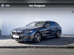 BMW i5 Touring - eDrive40 M Sport Edition M-Sport Pro / Glazen dak / Bowers and Wilkins Audio / Terkhaak /